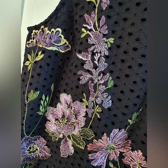 MEADOW RUE | Anthropologie S Harriet Floral Black Embroidery Eyelet Stretch Tank - Picture 4 of 15